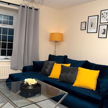 Xb Property - Comfy House Perfect For Families Contractors Relocators West Bromwich Exteriér fotografie